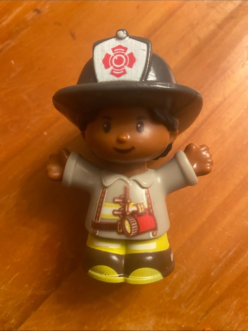 2016 Fisher Price Little People Hispanic Fireman Fire Woman